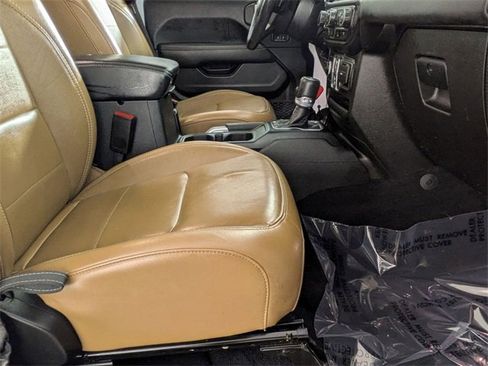 Used 2023 Jeep Wrangler Unlimited Sahara w/ Cold Weather Group image 30