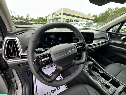 New 2026 Kia Sorento EX AWD/4WD image 30