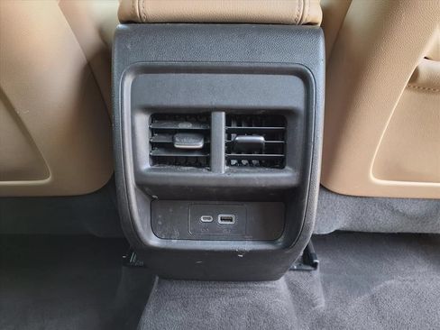 Used 2024 Cadillac XT4 Premium Luxury FWD image 14
