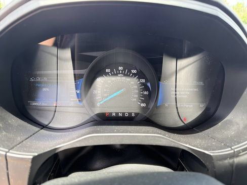 Used 2022 Ford Edge ST-Line w/ Class II Trailer Tow Package AWD/4WD image 15