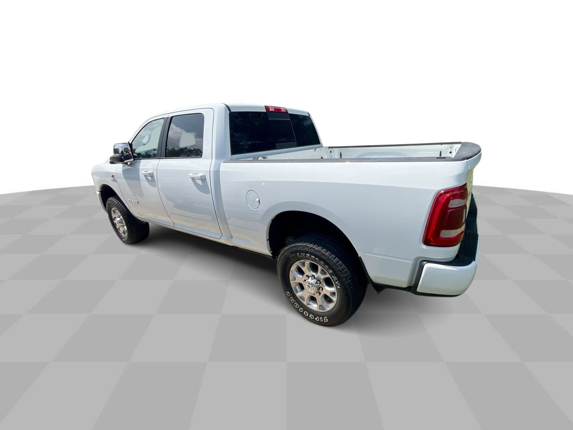 Used 2024 RAM 2500 Laramie w/ Safety Group AWD/4WD image 7