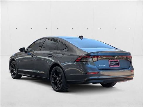 New 2025 Honda Accord SE image 9