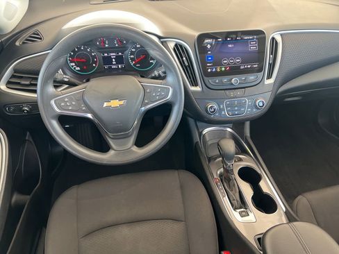 Used 2024 Chevrolet Malibu LT image 13