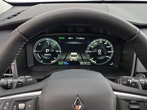 New 2025 Mitsubishi Outlander SEL image 17