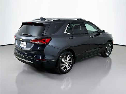 Used 2022 Chevrolet Equinox Premier image 8