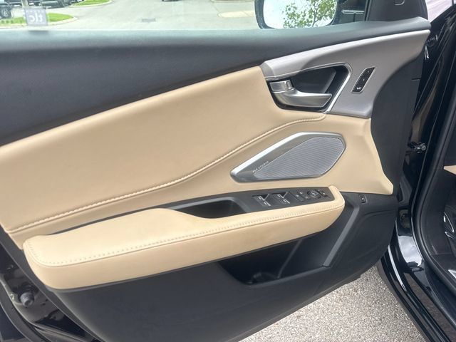 Used 2023 Acura RDX w/ Technology Package FWD image 9