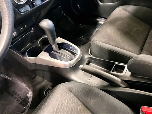 Used 2015 Honda Fit EX image 16