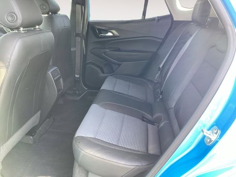 Used 2025 Chevrolet Trax LT w/ Driver Confidence Package image 27