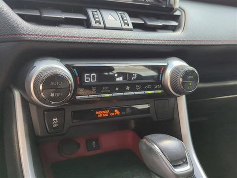 Certified 2020 Toyota RAV4 TRD Off-Road image 20