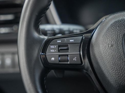 Used 2024 Honda Pilot EX-L image 36