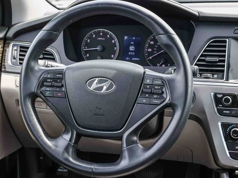 Used 2017 Hyundai Sonata Limited FWD image 17