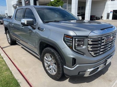 Used 2023 GMC Sierra 1500 Denali AWD/4WD image 18