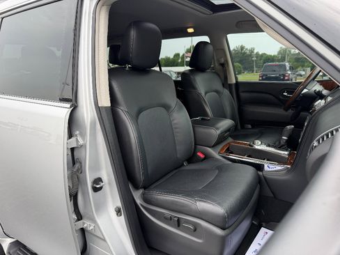 Used 2019 INFINITI QX80 Luxe AWD/4WD image 19