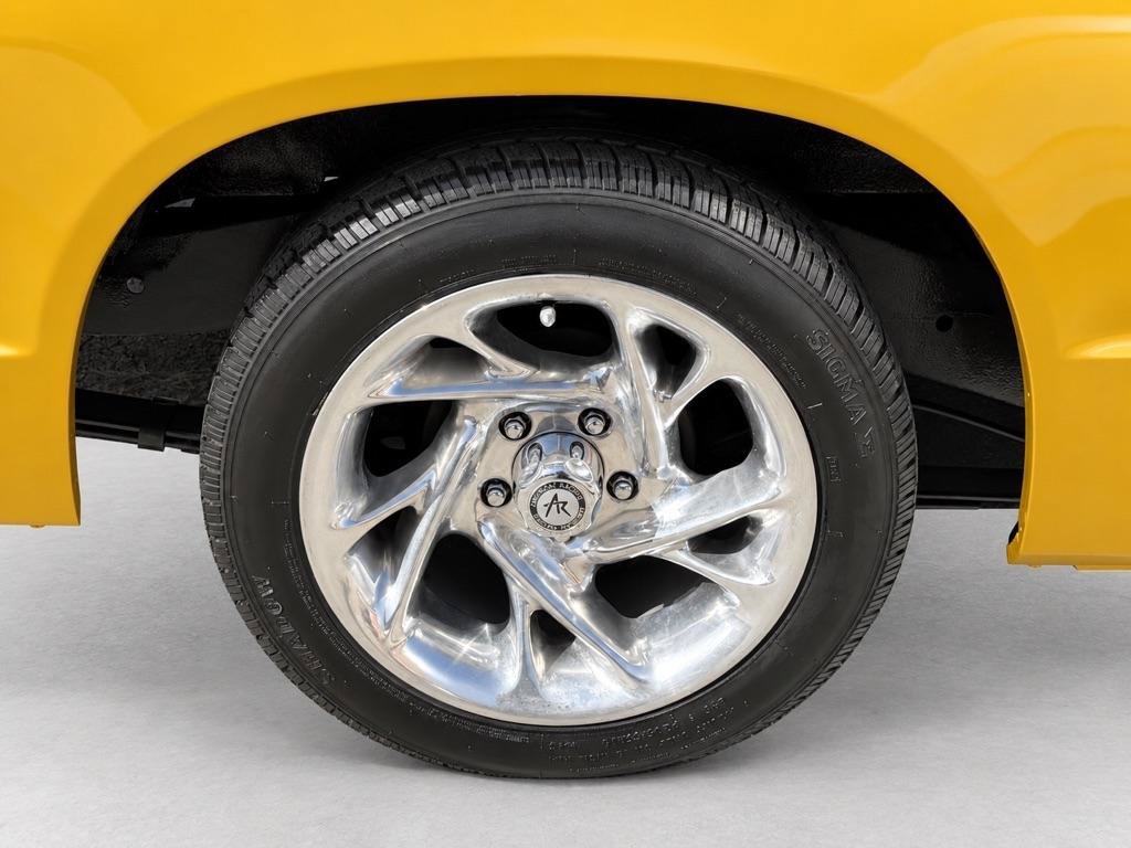 Used 1991 Chevrolet S10 Pickup 2WD Regular Cab image 12
