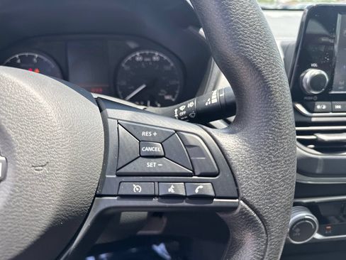 Used 2024 Nissan Altima 2.5 S FWD image 25