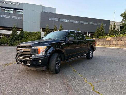 Used 2018 Ford F150 XLT w/ Equipment Group 302A Luxury AWD/4WD image 6