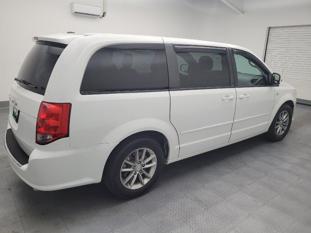 Used 2014 Dodge Grand Caravan SE FWD image 3