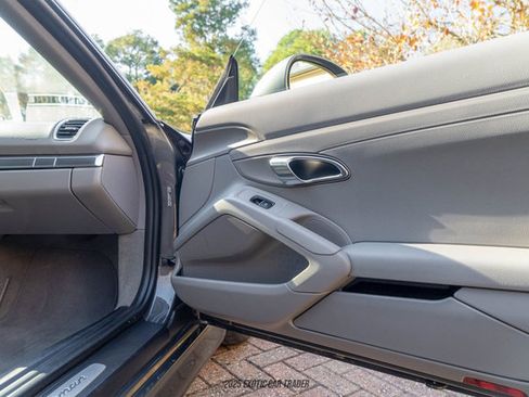 Used 2014 Porsche Cayman image 47