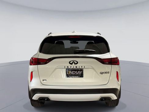 Used 2024 INFINITI QX50 Sport AWD/4WD image 9