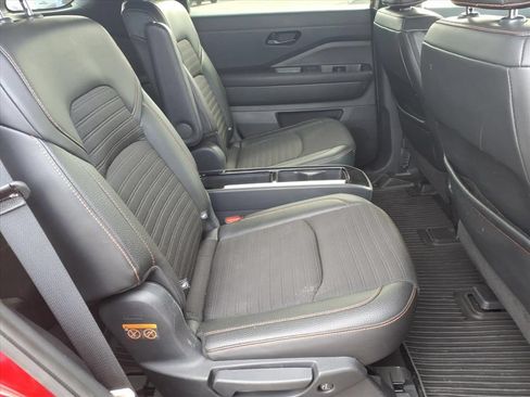 Used 2023 Nissan Pathfinder Rock Creek AWD/4WD image 16