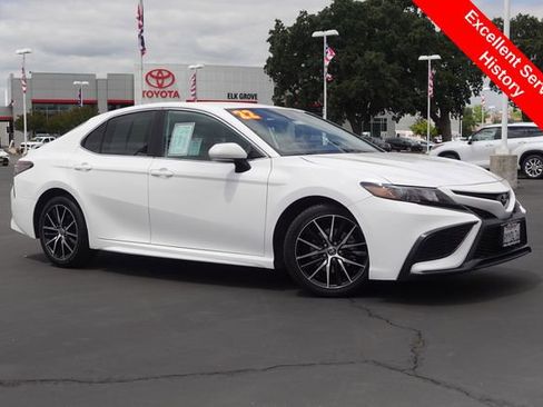 Certified 2022 Toyota Camry SE FWD image 7