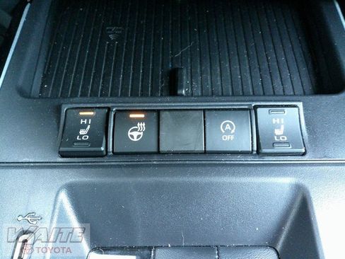 Certified 2026 Toyota Corolla Cross XLE image 19