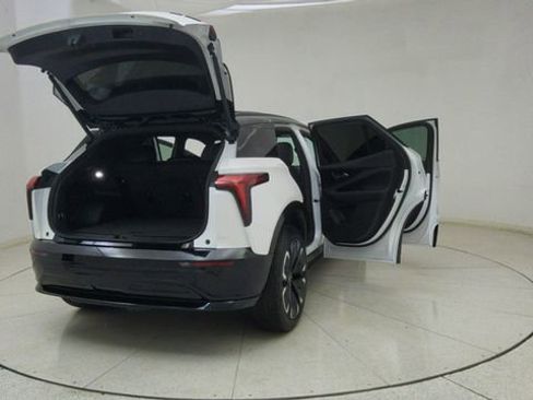 Used 2025 Chevrolet Blazer EV RS image 76