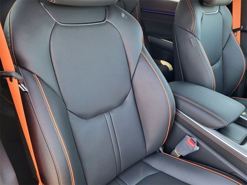 Used 2026 Genesis GV70 3.5T Sport Advanced image 15