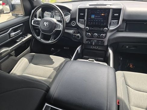 Used 2021 RAM 1500 Big Horn AWD/4WD image 36