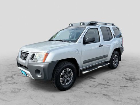Used 2015 Nissan Xterra PRO-4X w/ Pro-4x Leather Package AWD/4WD image 1