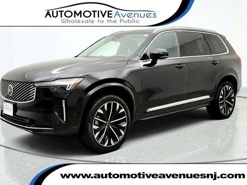 Used 2025 Volvo XC90 B6 Ultra AWD/4WD image 1