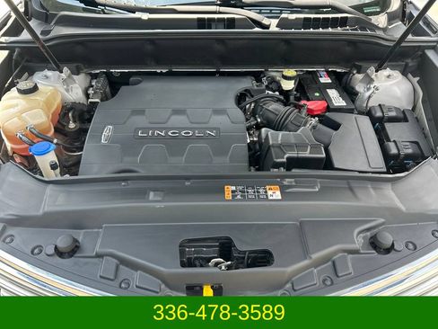 Used 2016 Lincoln MKX Select w/ Select Plus Package FWD image 25