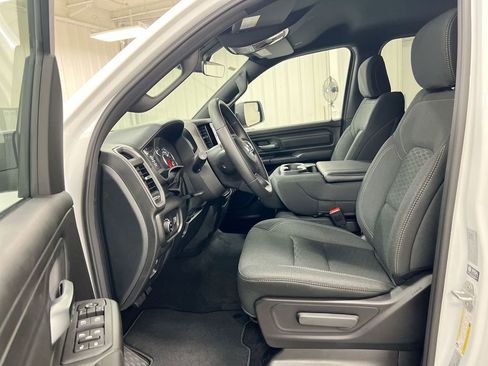 New 2026 RAM 1500 Express AWD/4WD image 19