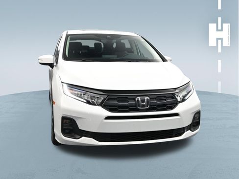 Used 2026 Honda Odyssey EX-L image 2