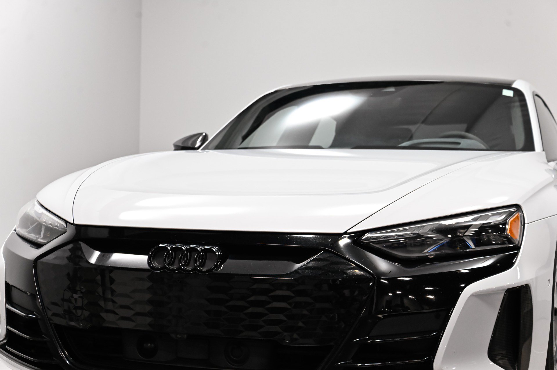 Used 2022 Audi RS e-tron GT w/ Year 1 Package AWD/4WD image 48