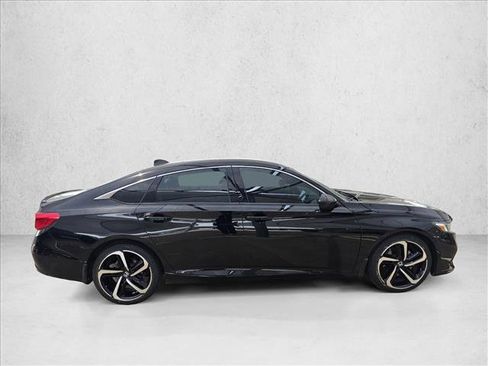 Used 2021 Honda Accord Sport image 4