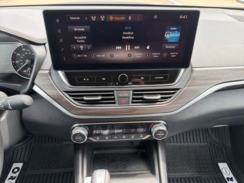 New 2026 Nissan Altima 2.5 SV FWD image 25