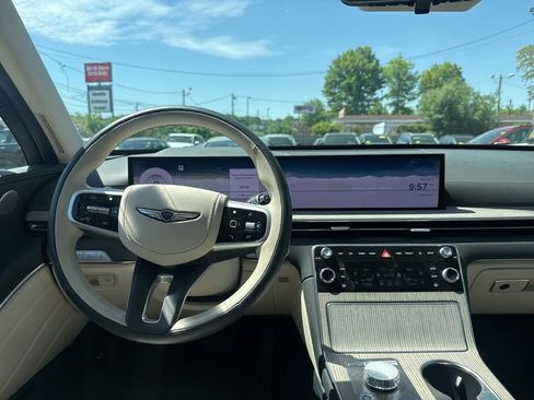 Used 2025 Genesis GV80 3.5T Prestige AWD/4WD image 25