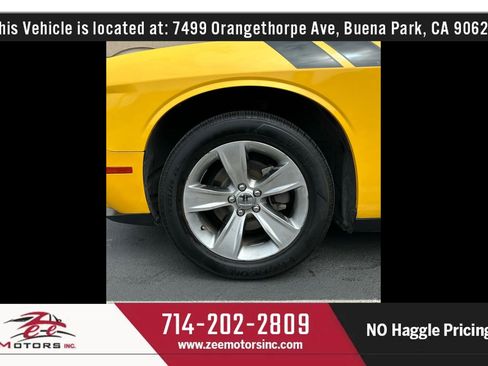 Used 2018 Dodge Challenger SXT image 43