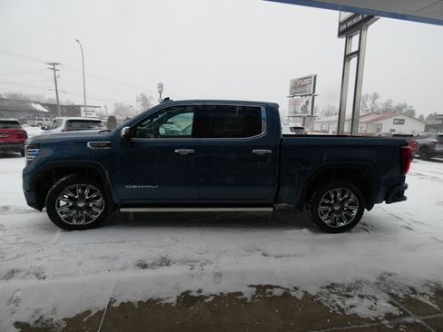 Used 2024 GMC Sierra 1500 Denali w/ Denali Reserve Package image 10