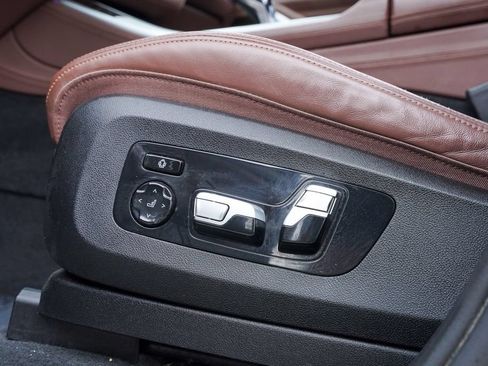 Used 2020 BMW X5 xDrive40i w/ M Sport Package AWD/4WD image 30