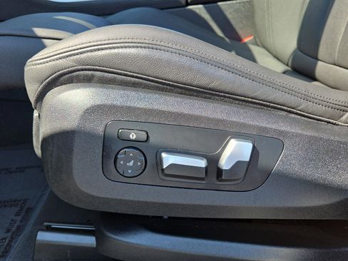 Used 2021 BMW X5 xDrive45e w/ Parking Assistance Package image 11