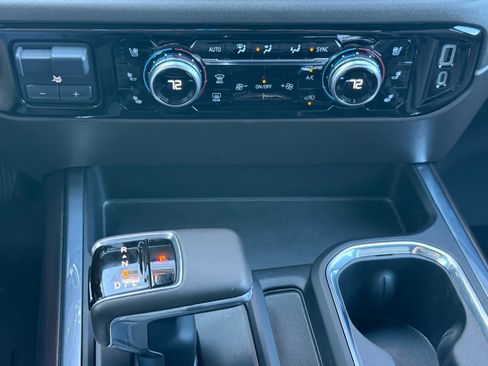 Used 2023 GMC Sierra 1500 SLT w/ SLT Premium Plus Package image 20