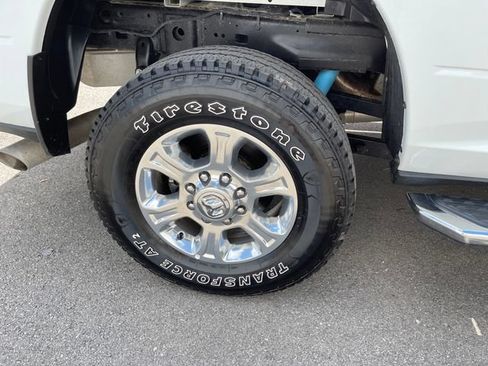 Used 2025 RAM 2500 Big Horn AWD/4WD image 40