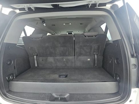 Used 2018 GMC Yukon SLE RWD image 6
