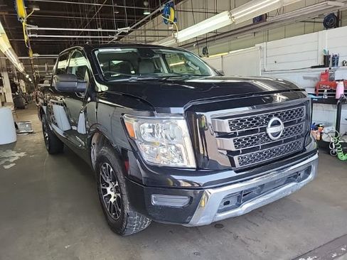 Used 2023 Nissan Titan SV RWD image 1