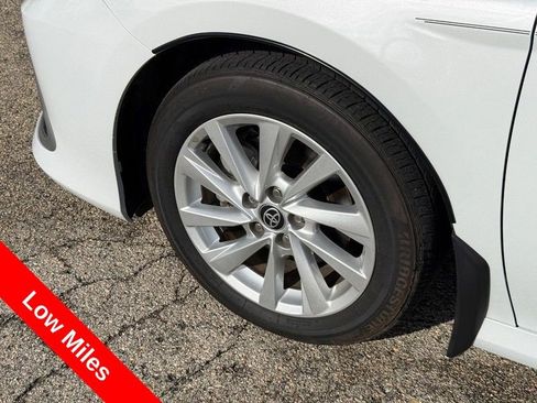 Used 2024 Toyota Camry LE FWD image 10