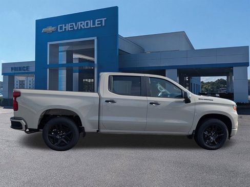 New 2026 Chevrolet Silverado 1500 Custom w/ LPO, Dark Essentials Package image 32