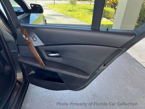 Used 2006 BMW 525i Sedan RWD image 38