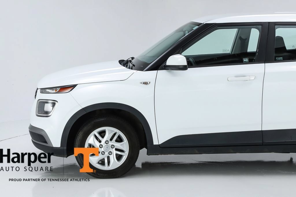 Used 2021 Hyundai Venue SE FWD image 38